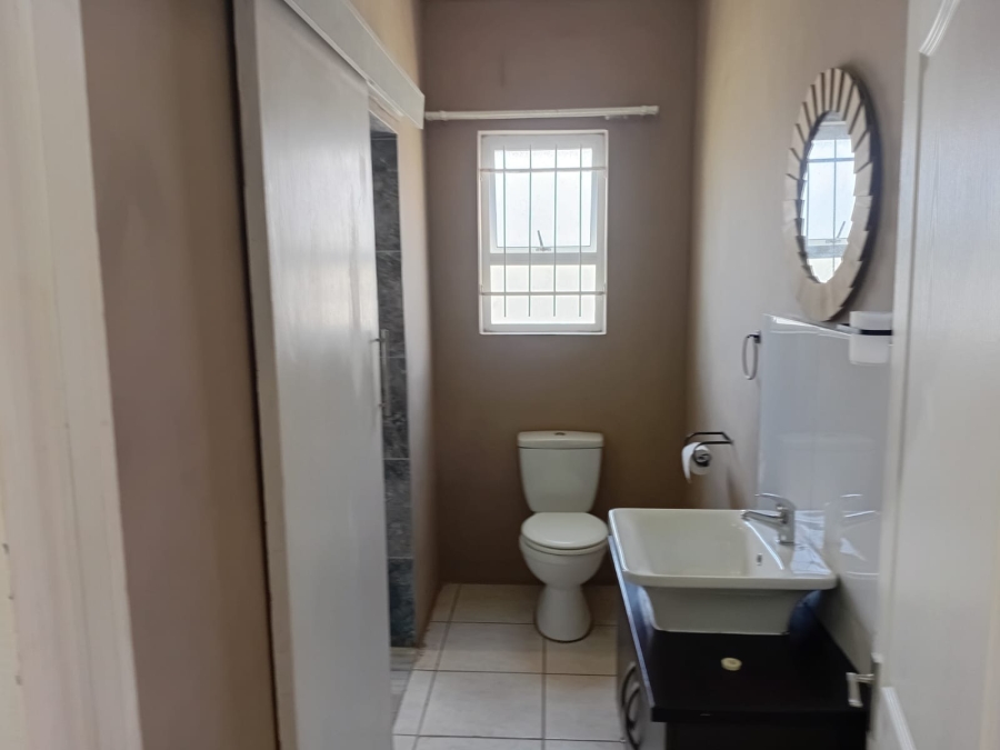 To Let 1 Bedroom Property for Rent in Berea Eastern Cape
